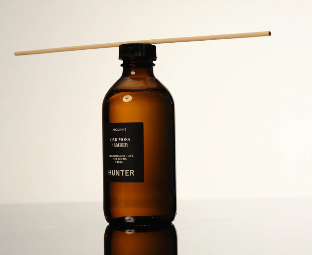 Sandalwood + Cedarwood + Amber / The Reeds