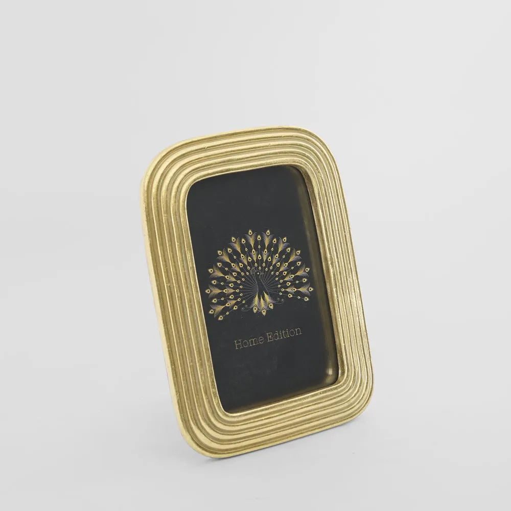 Veda Photo Frame