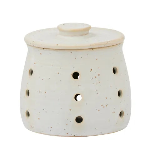 The Luca Garlic Keeper