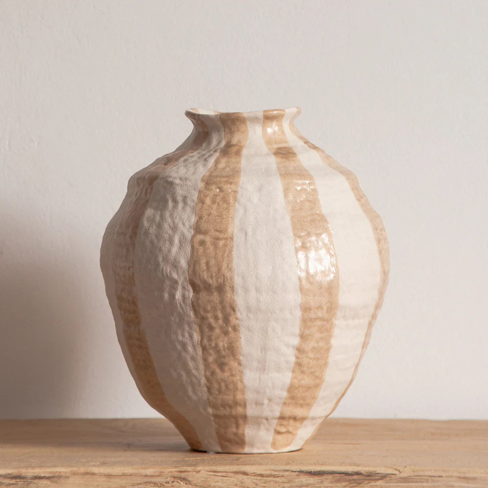 Rayas Ceramic Vase